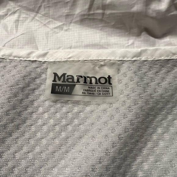 MARMOT WOMEN’S WHITE LIGHTSWEIGHT WINDBREAKER SIZE MEDIUM - Picture 11 of 13